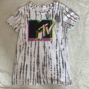 MTV t-shirt